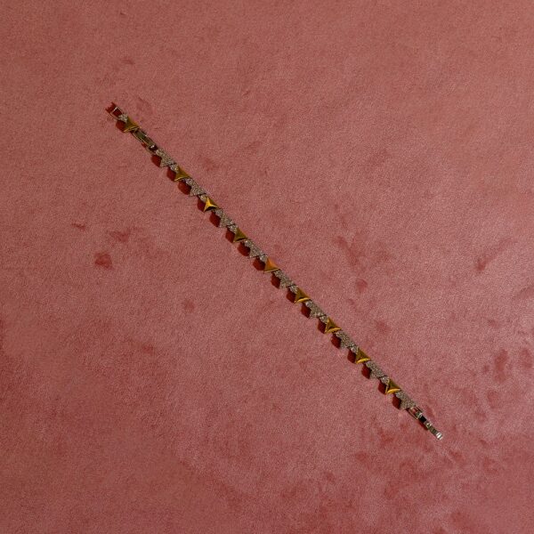 Geometrik Desen Kuyumcu Model Bileklik