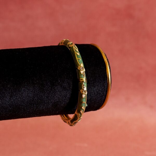 Çelik Mineli Bileklik