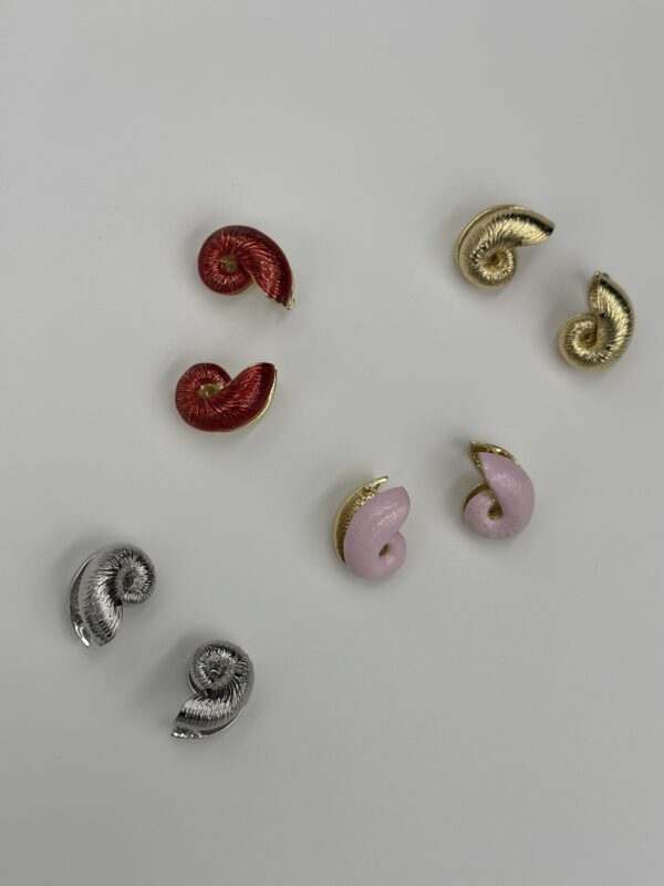 ÇELİK SALYANGOZ KÜPE