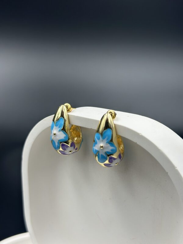 MİNELİ BOMBELİ KÜPE