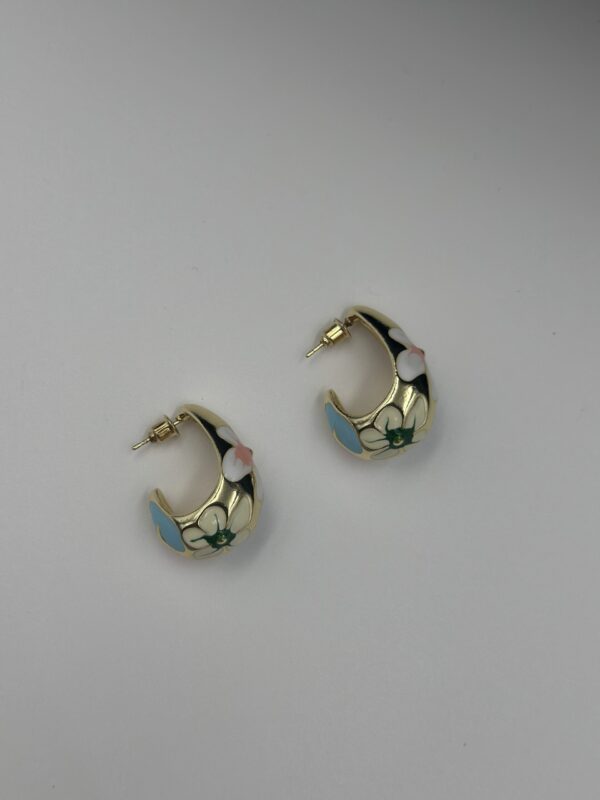 BOMBELİ ÇELİK KÜPE