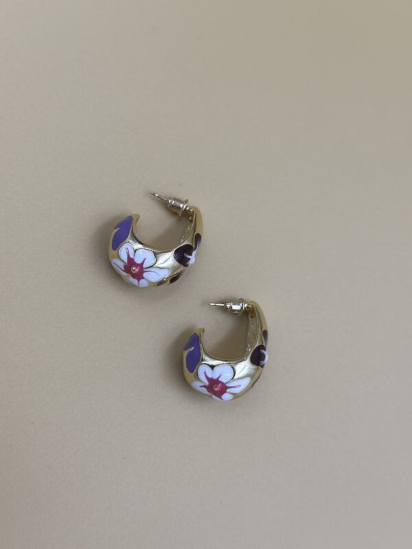 BOMBELİ ÇELİK KÜPE