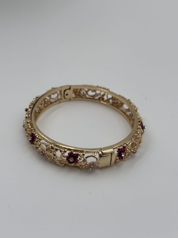 BORDO-PEMBE RENK ÇİÇEK DETAYLI KELEPÇE