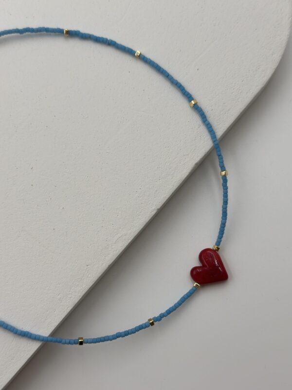 SERAMİK MAVİ BONCUKLU KALP KOLYE