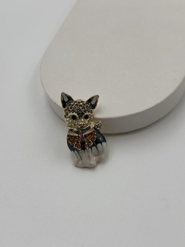 TAŞLI&FİYONKLU BROŞ