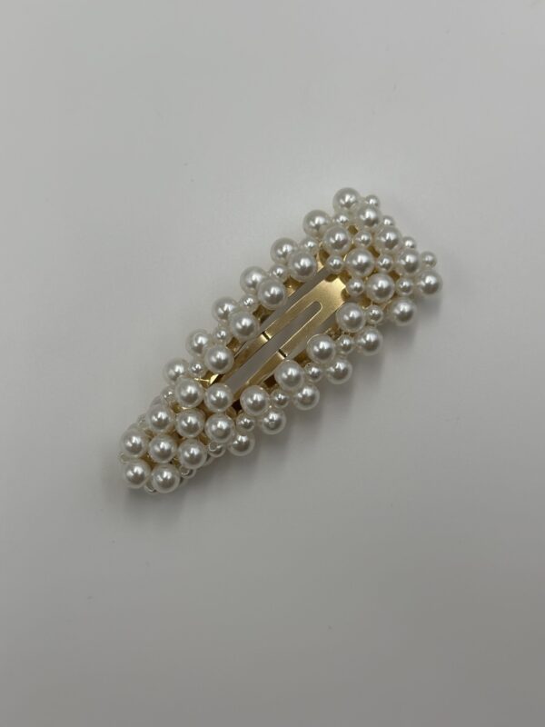 İNCİ SÜSLEMELİ KLASİK AÇMA-KAPAMA SAÇ TOKASI