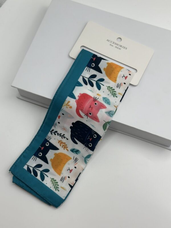 KEDİ DESENLİ SATEN FULAR