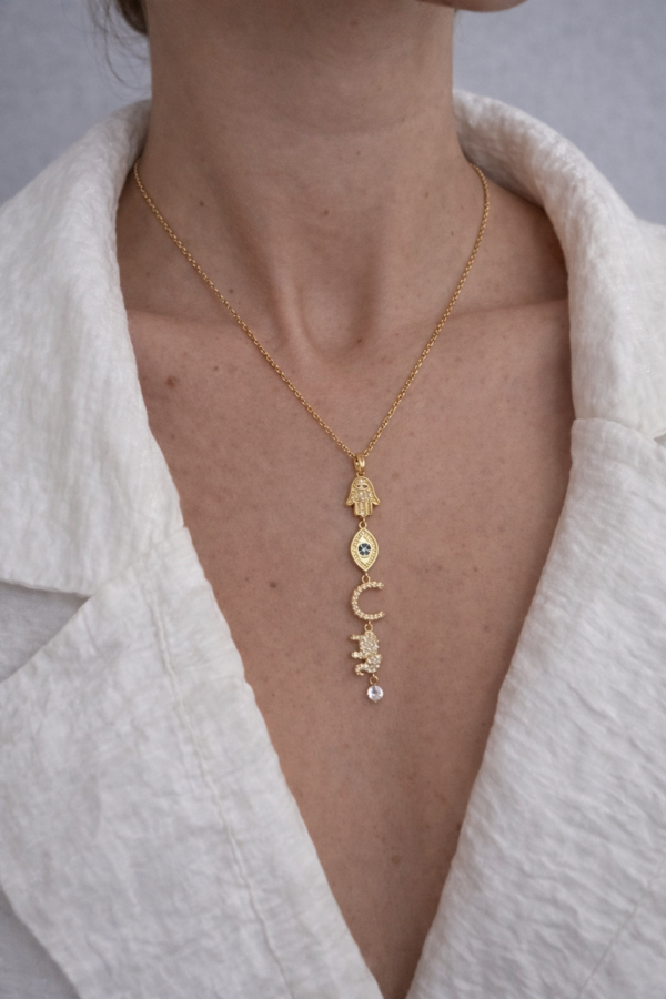 Astra Gold Taş Detaylı Sarkık Kolye